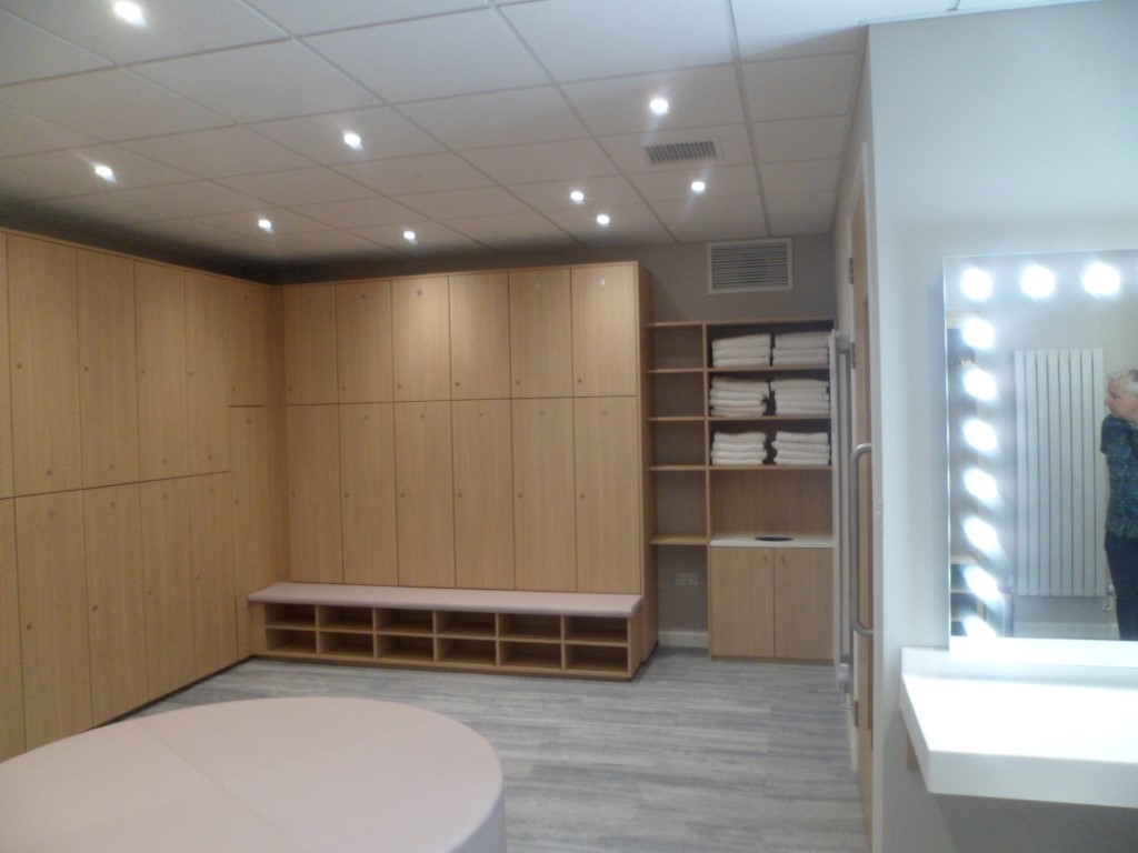 Creative Interior Contracts - Beds Golf Club - After - (3)