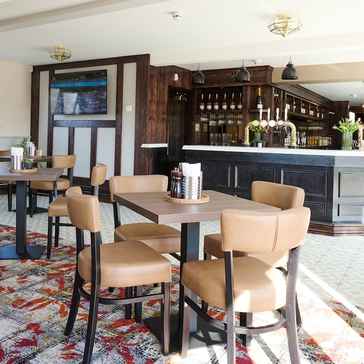 Creative Interior Contracts - Woodbridge Golf Club - Thumb