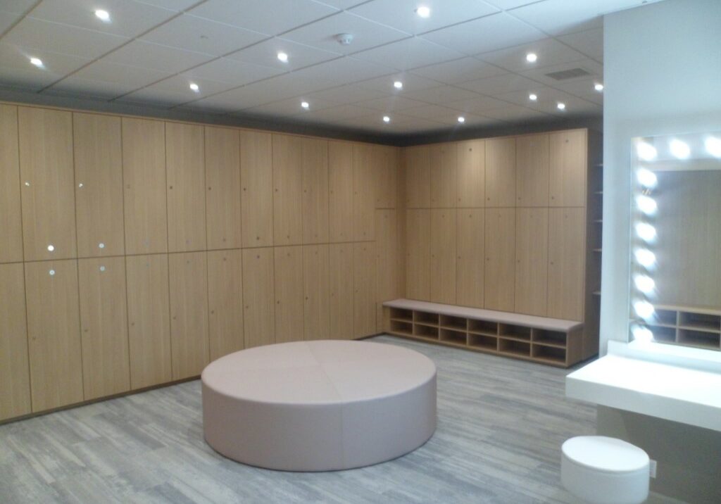 Creative Interior Contracts - Beds Golf Club - After - (8)